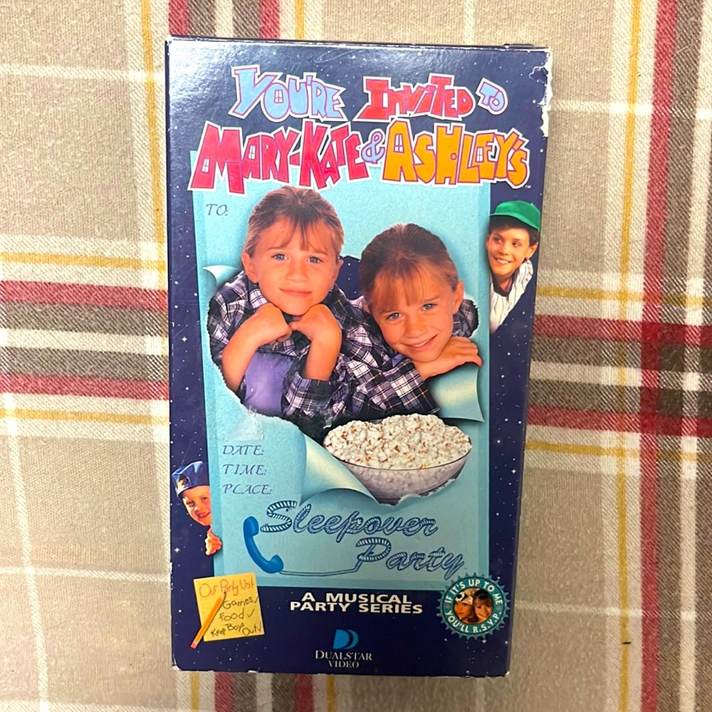 1995 You’re Invited to Mary-Kate & Ashley’s Sleepover Party vintage VHS